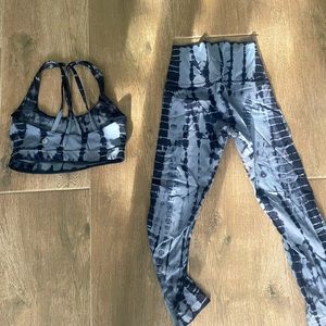 Lululemon matching leggings and sports bra